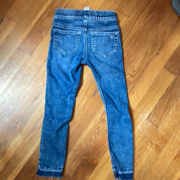 Girls size 7 slim Justice blue jeans. Great quality! - Picture 2 of 2